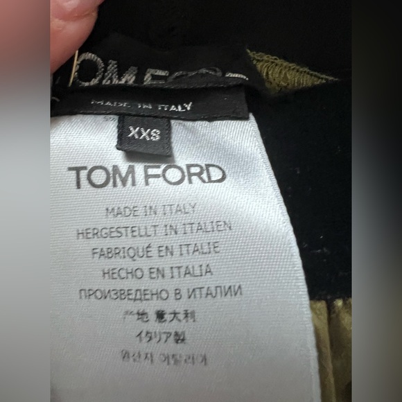 *NWT* TOM FORD Velvet Trimmed Silk Satin Shorts - Picture 12 of 12